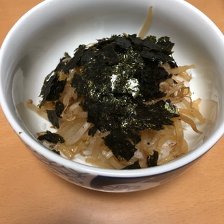 もやしナムルと味付けた海苔ご飯！